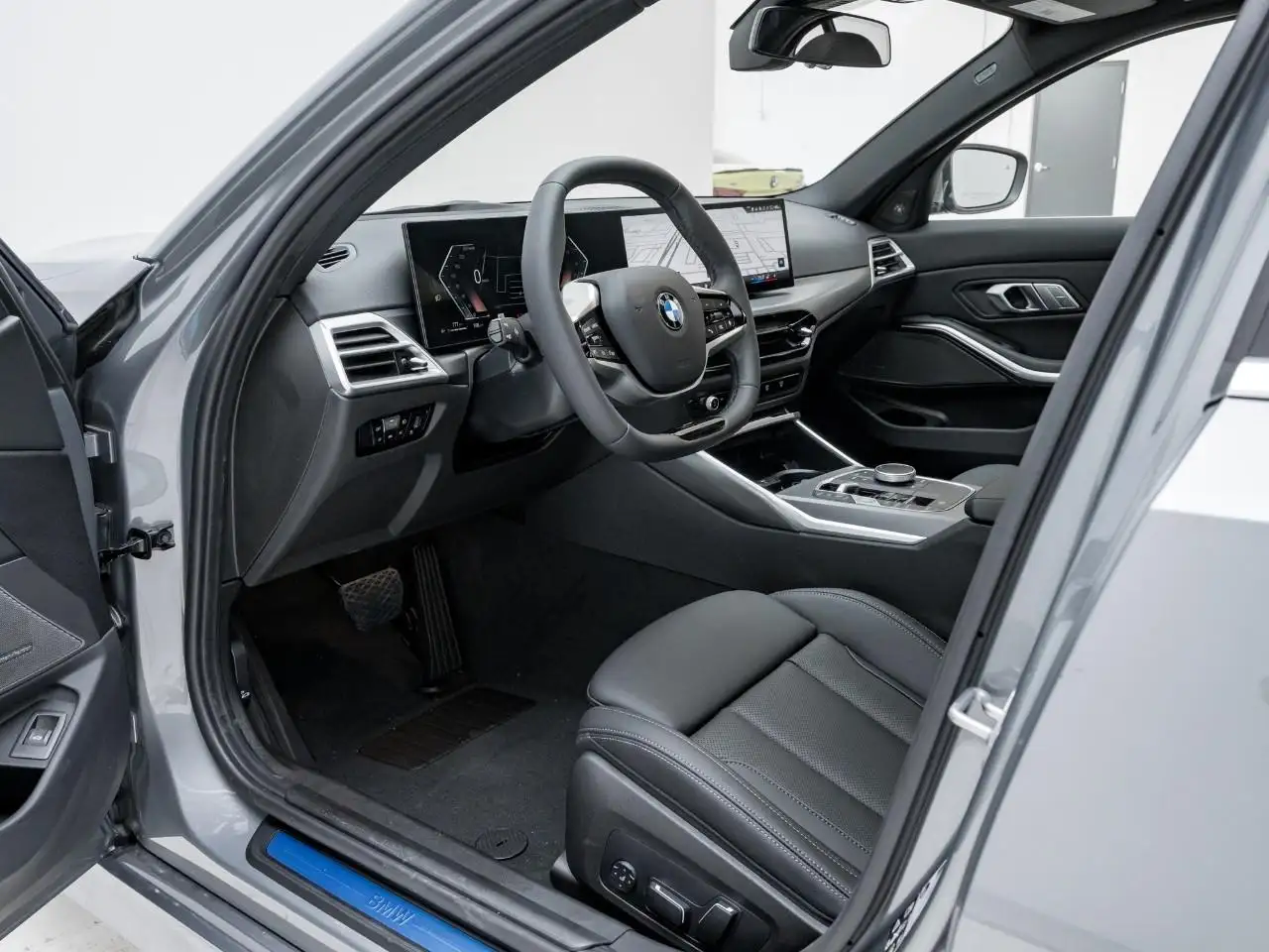 BMW 3 Series снимка BMW 3 Series