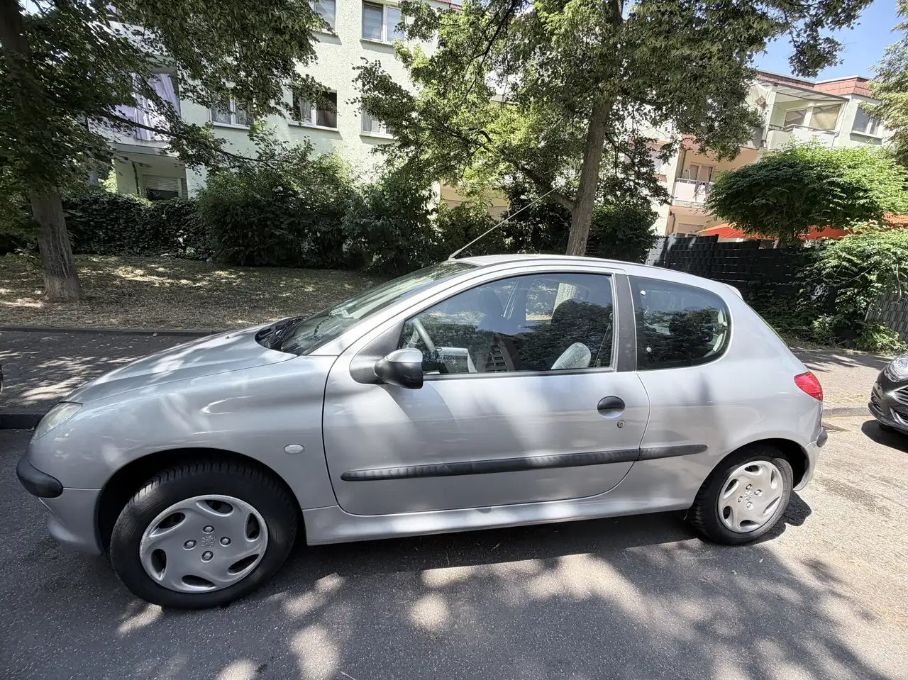 Peugeot 206 60 Presence, foto 1
