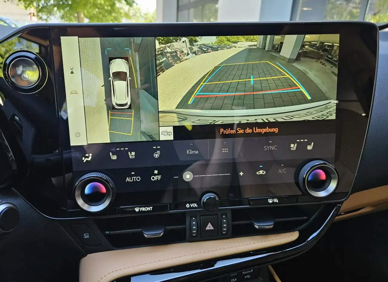 Lexus NX 450h+ E-FOUR Executive Line*Panorama-Glasdach 11