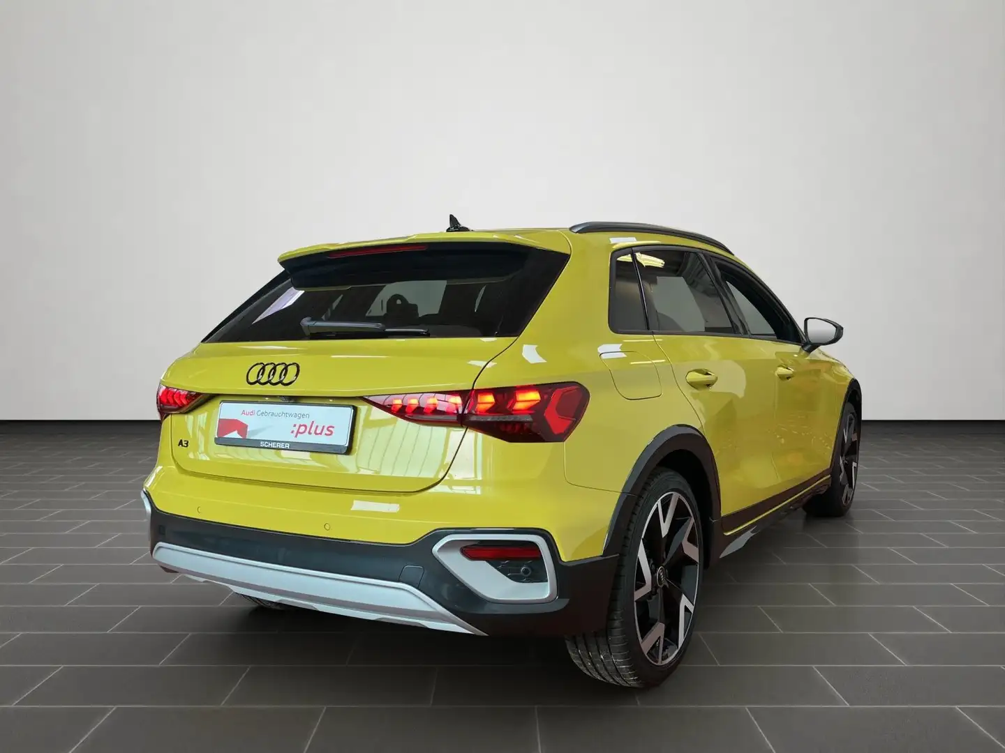 Audi A3 35 TFSI S tronic Mtrx.HUD.RFK Amarillo - 2