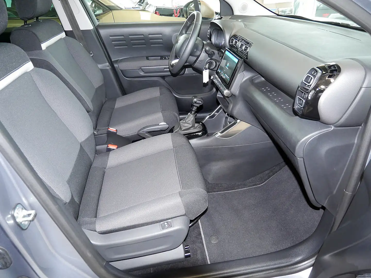 Citroen C3 Aircross PureTech 110 S&S C-Series SHZ LED Grau - 2