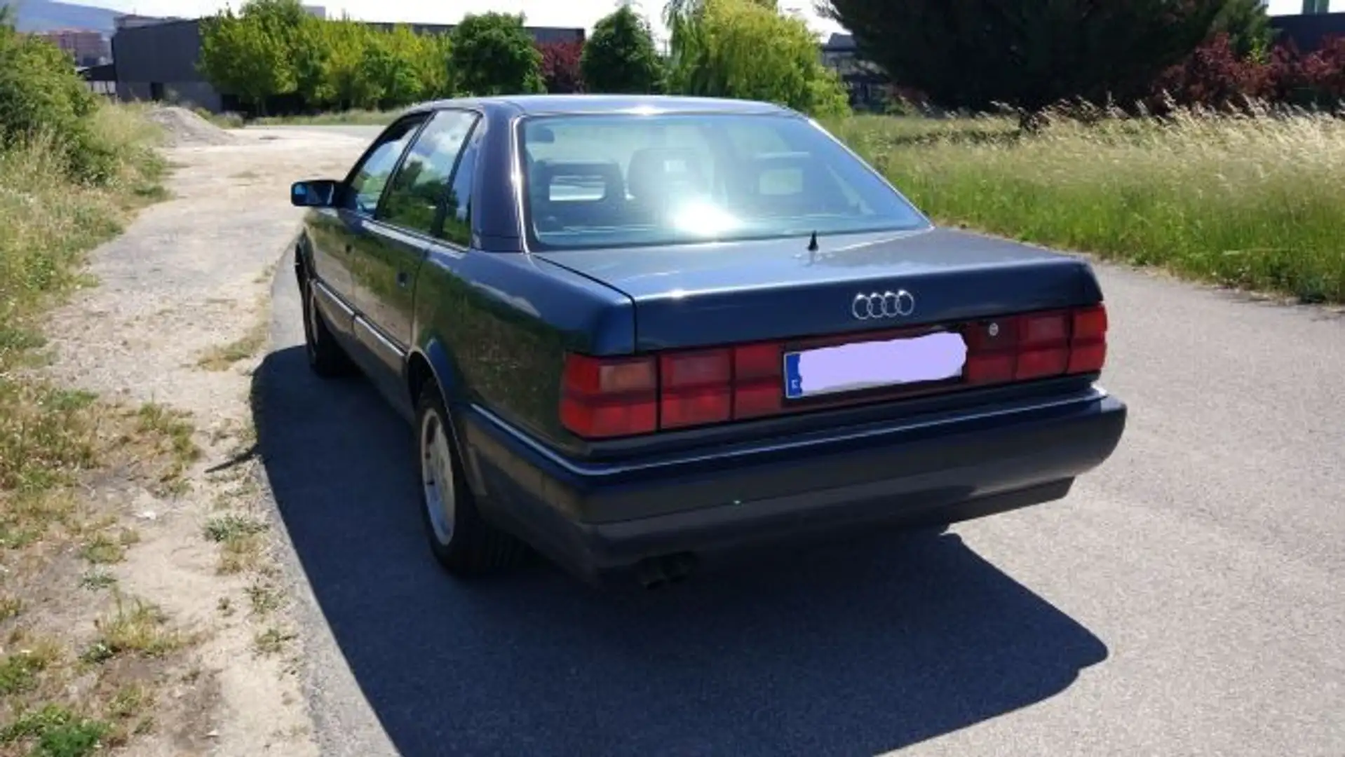 Audi V8 V8 3.6 Aut. Blau - 2