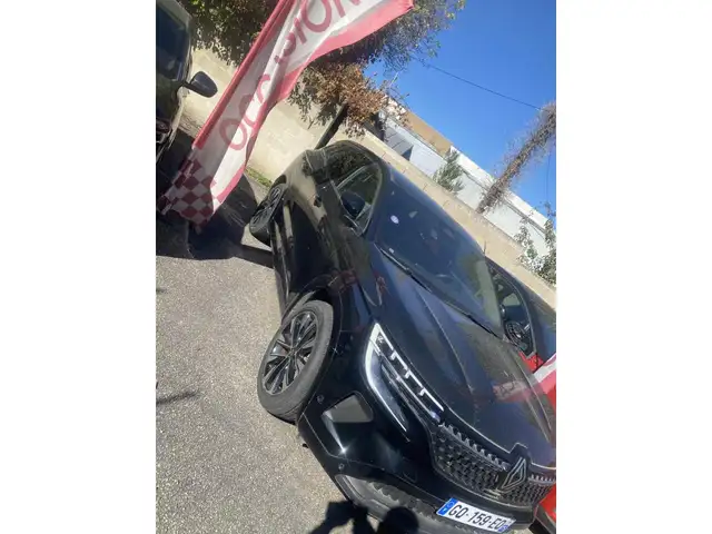 Renault Austral view 2