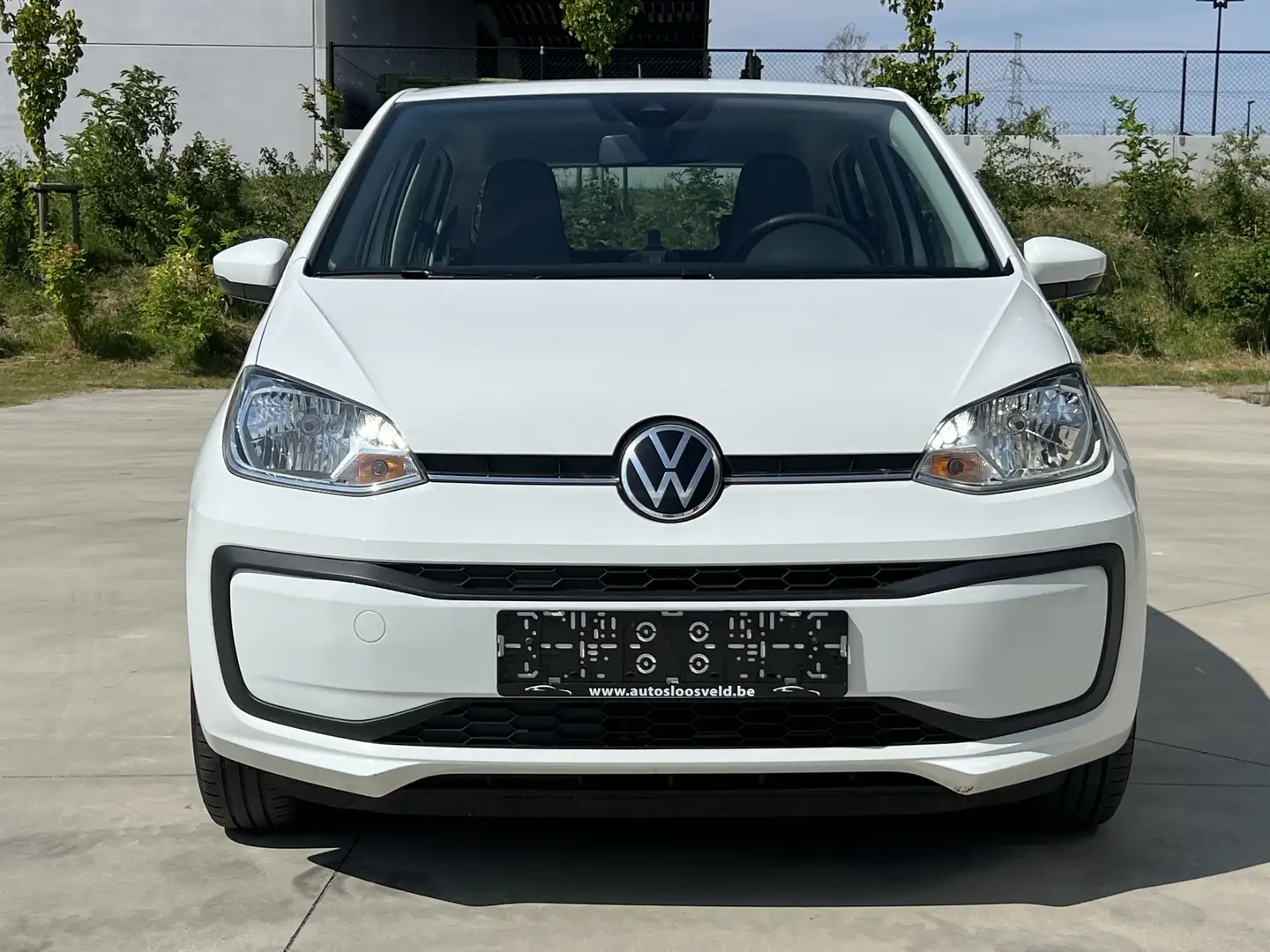 Volkswagen up! 1.0i Euro 6d / 5 DEURS / AIRCO / LED / 56.000 KM Wit - 2