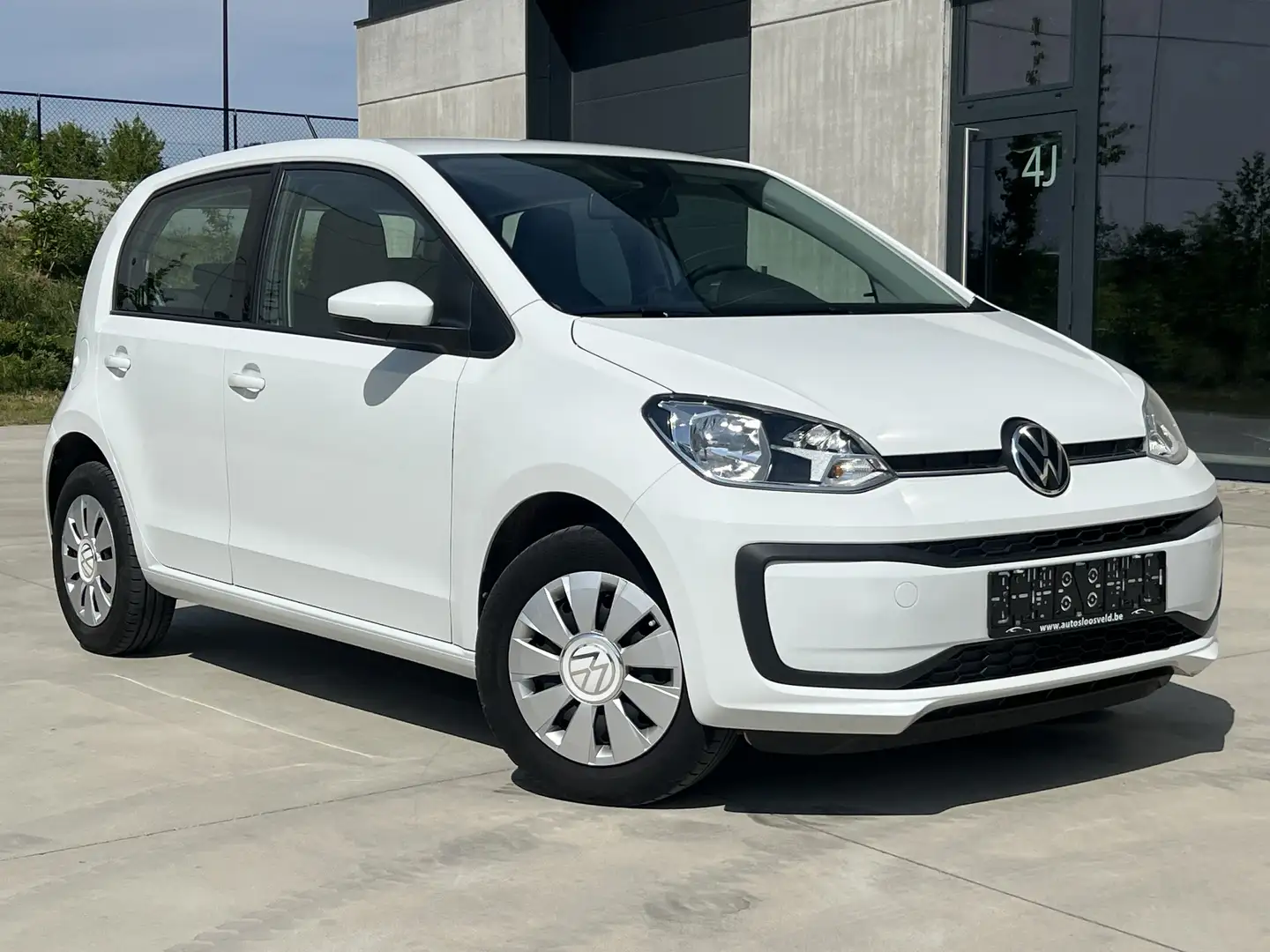 Volkswagen up! 1.0i Euro 6d / 5 DEURS / AIRCO / LED / 56.000 KM Wit - 1
