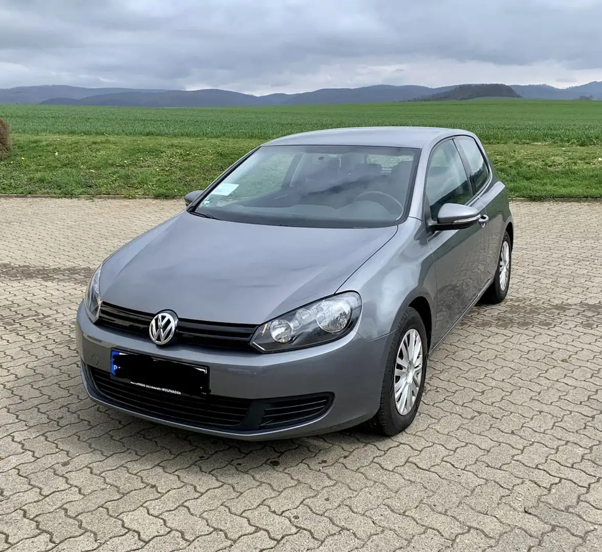 Volkswagen Golf 1.6 TDI DPF BlueMotion Technology Comfortline - 1