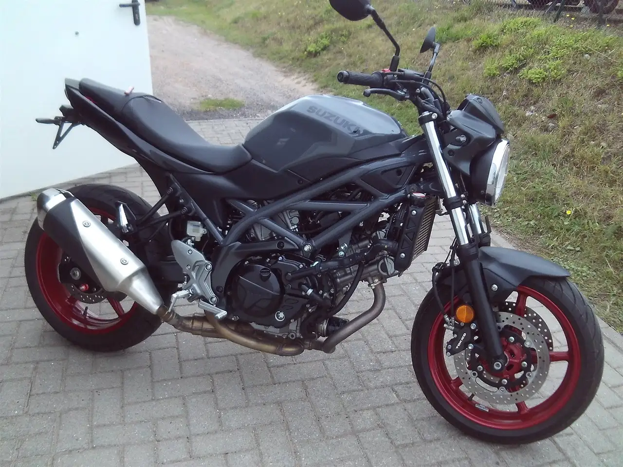 Suzuki SV 650