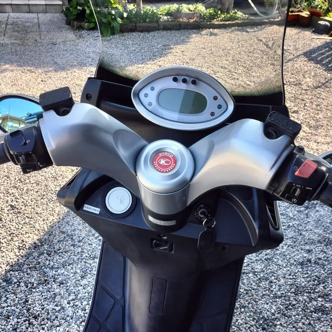 Kymco Grand Dink 250 Silver - 1