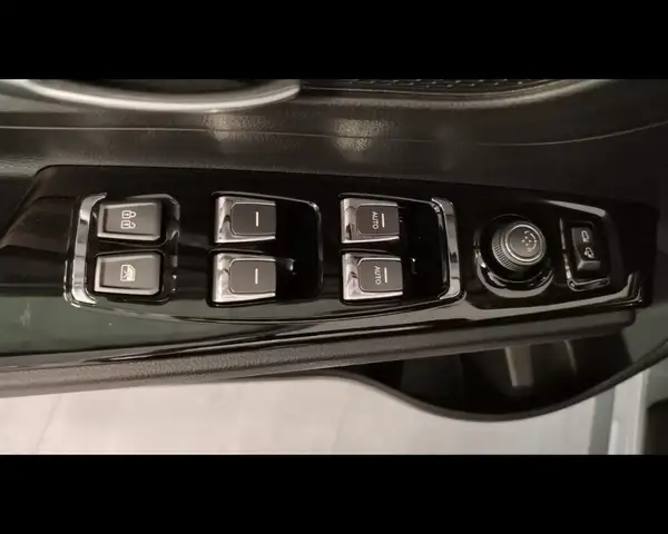 KGM Korando view 13