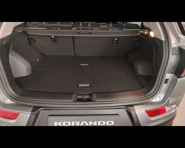 KGM Korando view 15