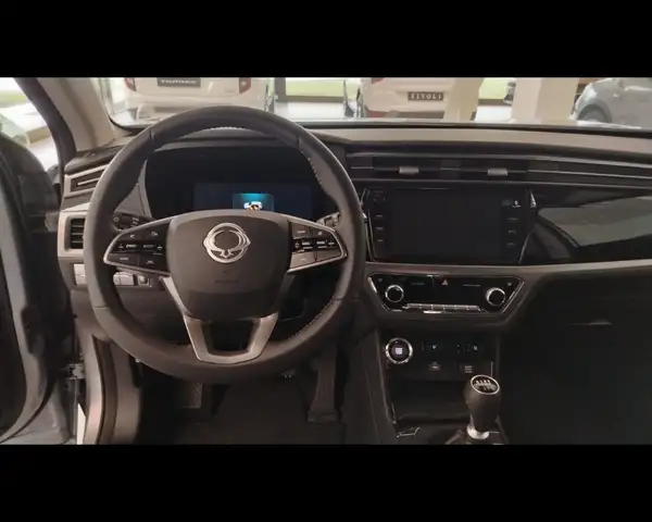 KGM Korando view 8