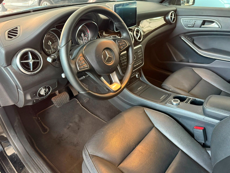 Mercedes-Benz CLA 250 PANO MEMORY PDC 2HD XEN — photo 9