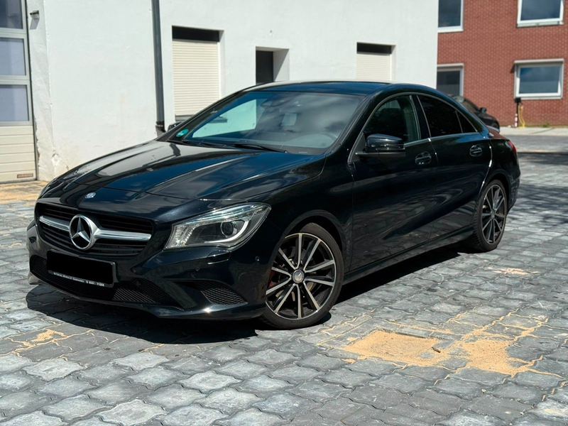 Mercedes-Benz CLA 250 PANO MEMORY PDC 2HD XEN