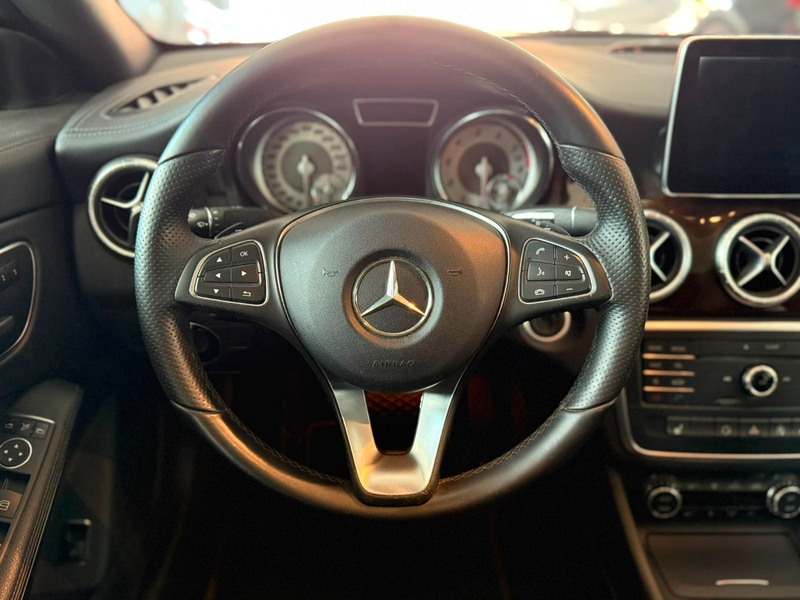 Mercedes-Benz CLA 250 PANO MEMORY PDC 2HD XEN — photo 13