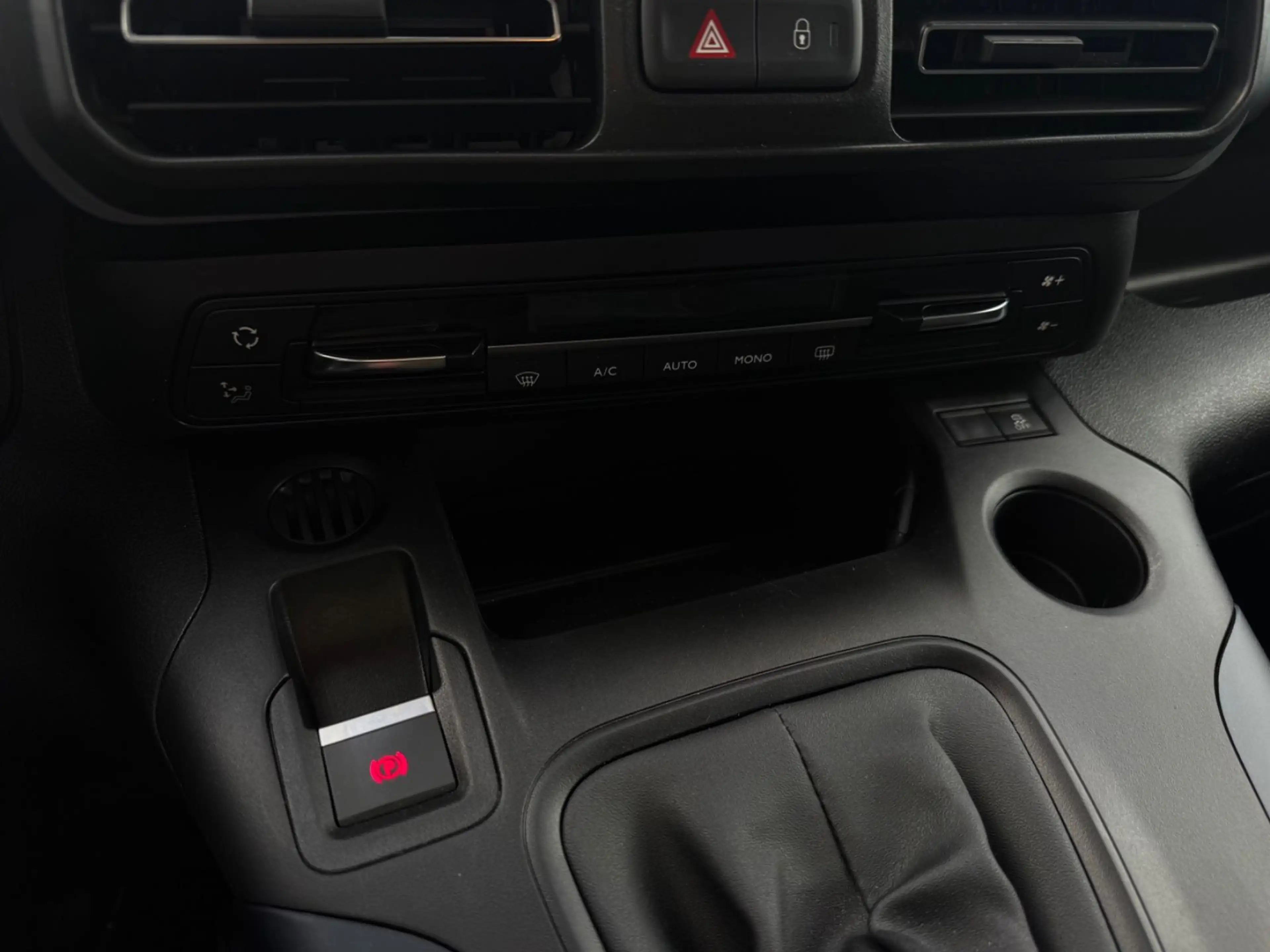 Peugeot Rifter Allure L2 — photo 14