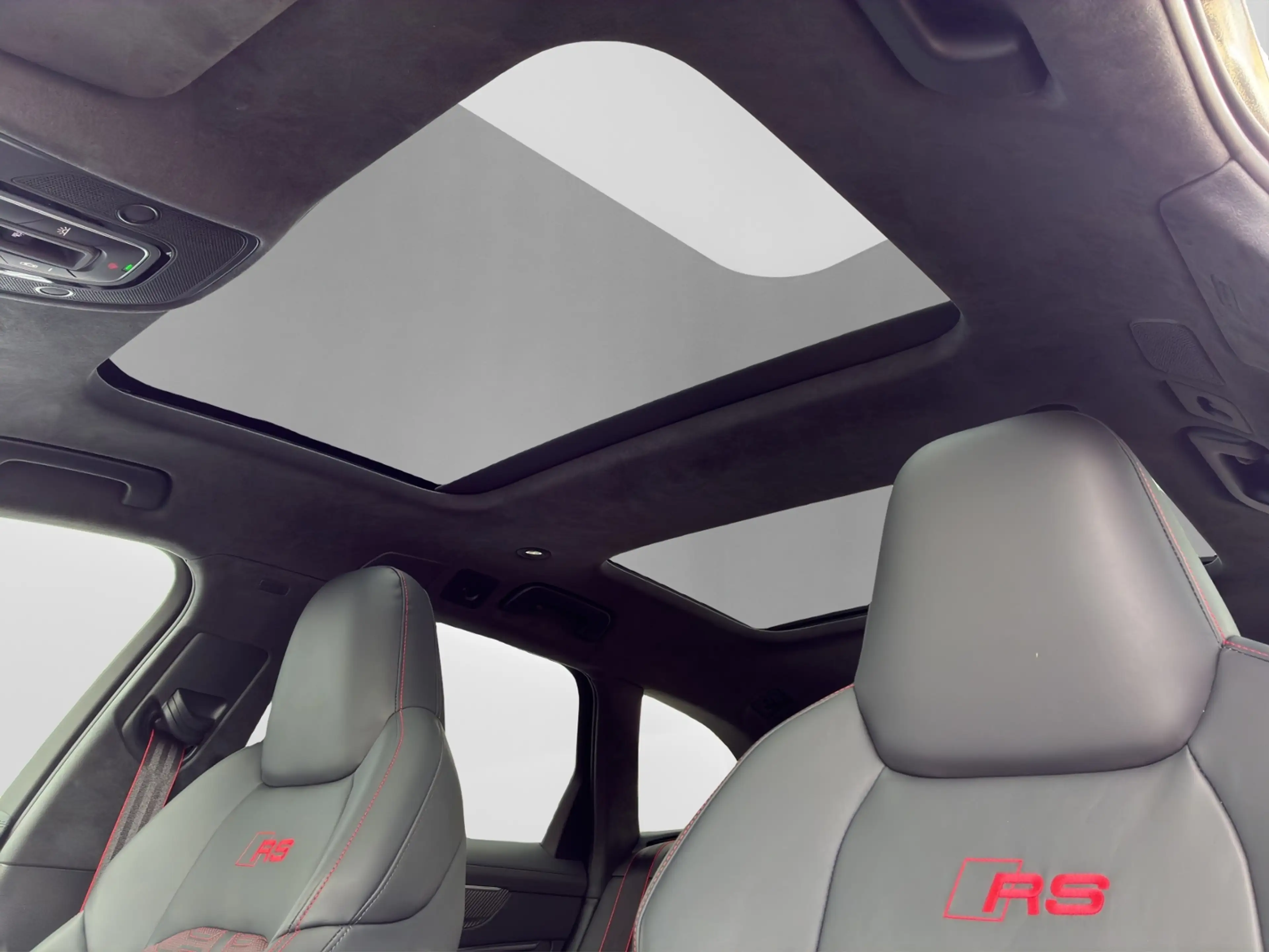 Audi RS6 Avant 4.0 performance *AHK*STDHZG*PANO* — photo 10