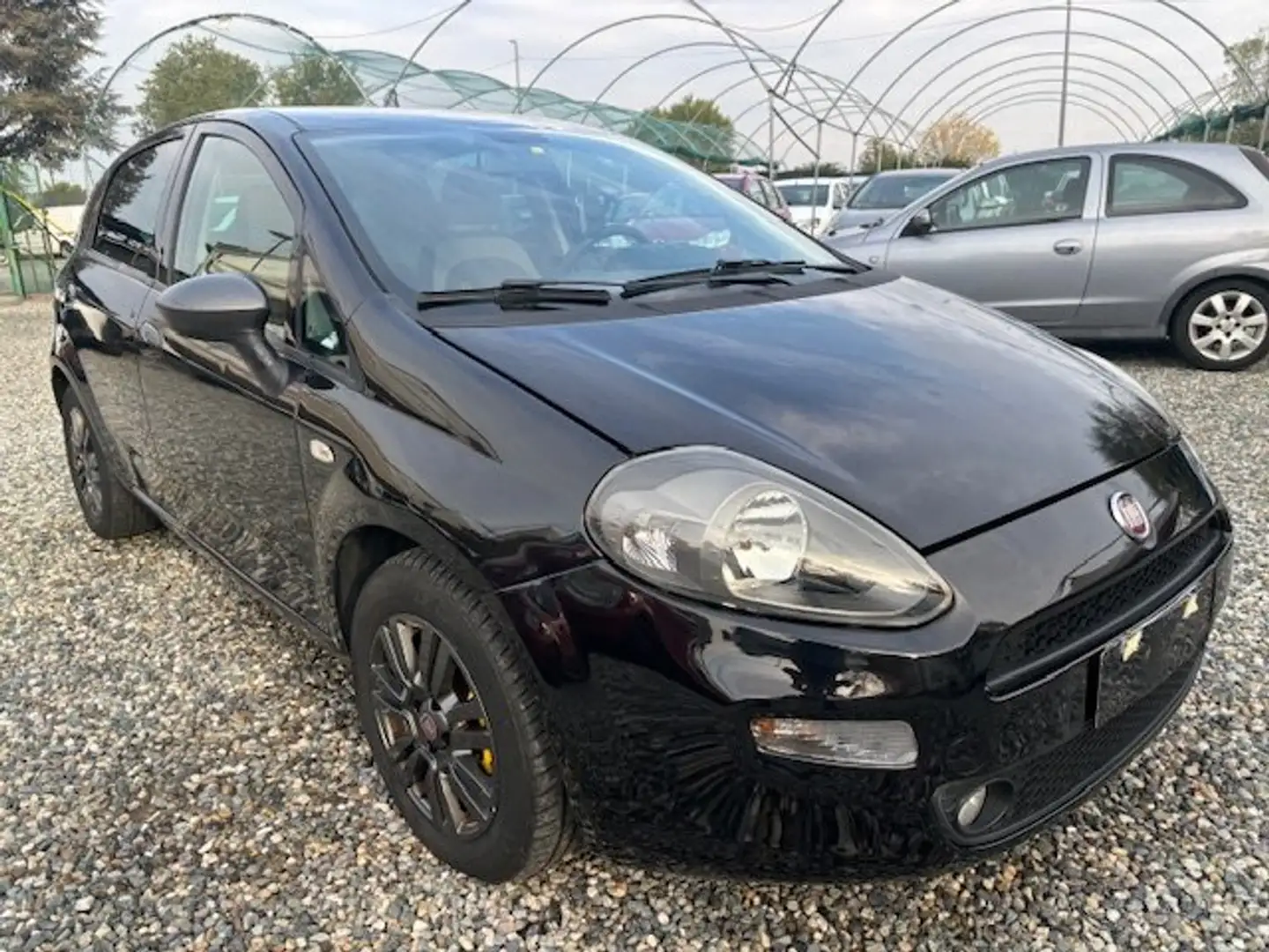 Fiat Punto Punto III 2012 5p 1.4 Lounge automatica Schwarz - 1