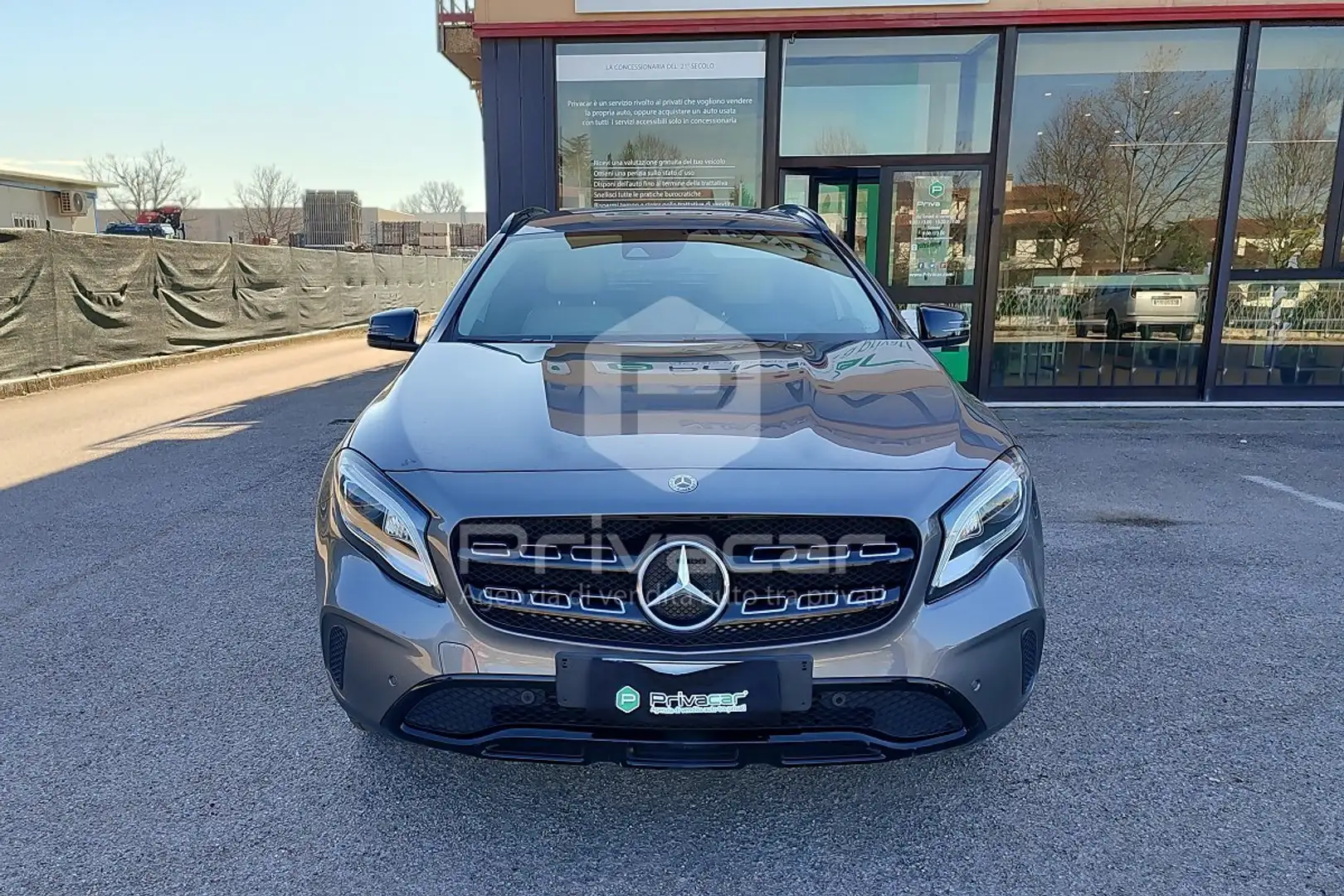 Mercedes-Benz GLA 200 GLA 200 d Automatic 4Matic Business Extra Argento - 2