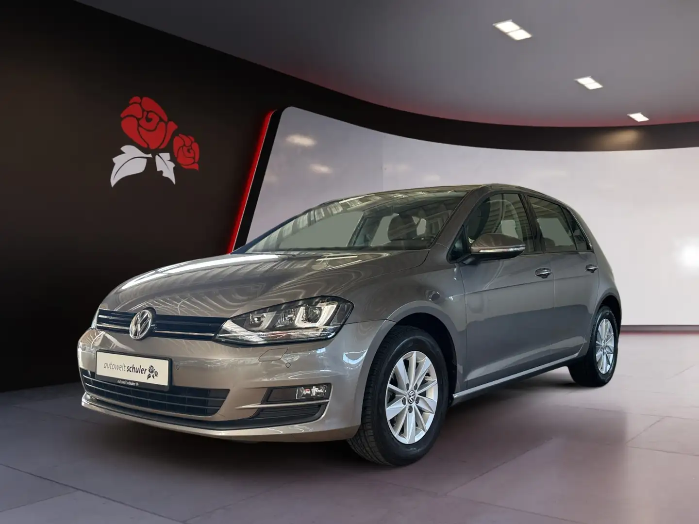Volkswagen Golf VII 1.2 TSI Comf. Xenon SHZ PDC Rfk Grijs - 2