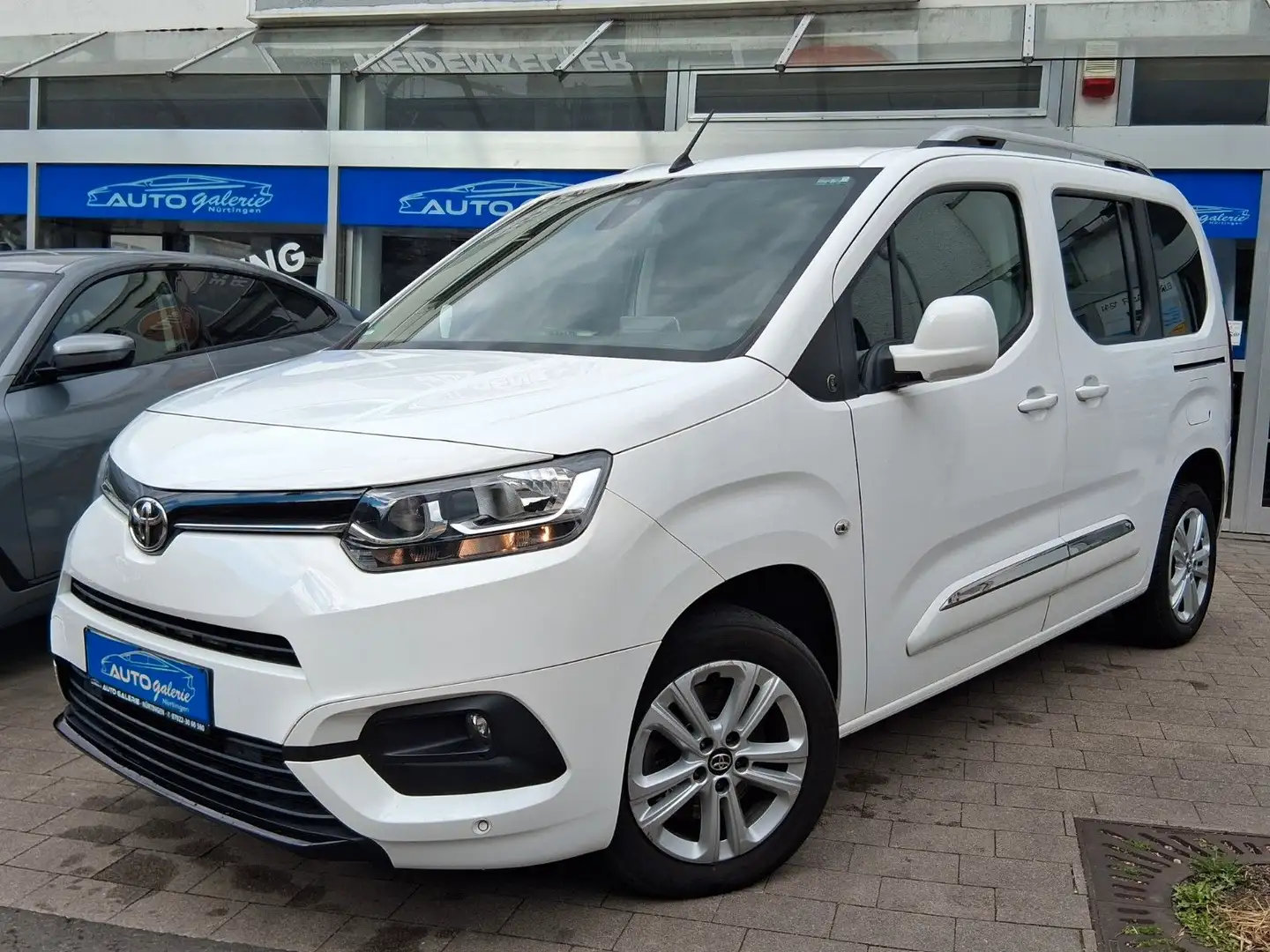 Toyota Proace City Verso TeamDE /Automatik/II Hand/Kame Weiß - 1
