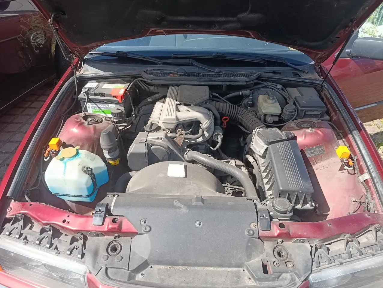BMW 316i, foto 8