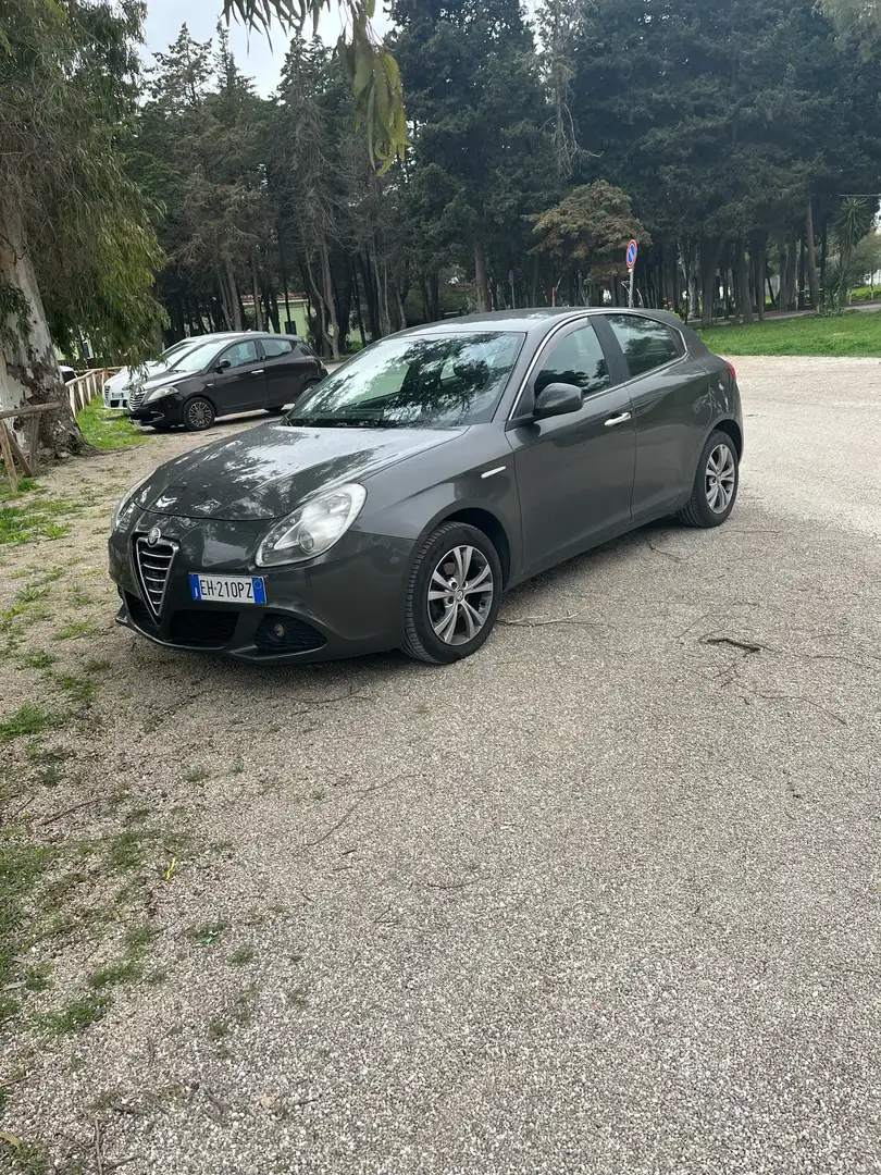 Alfa Romeo Giulietta 1.6 jtdm(2) Distinctive - 1