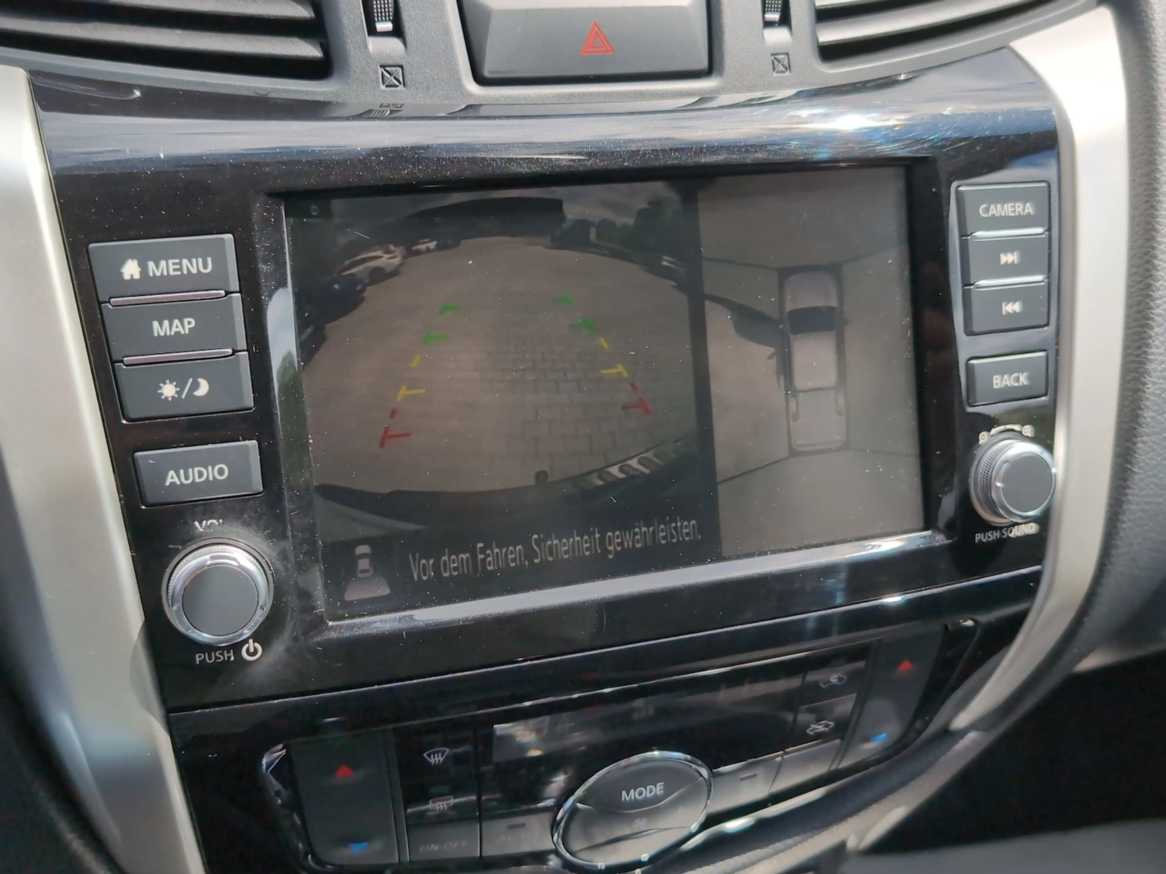 Nissan NP300 N-Guard Double Cab*Diff-Sperre*LED* — photo 14