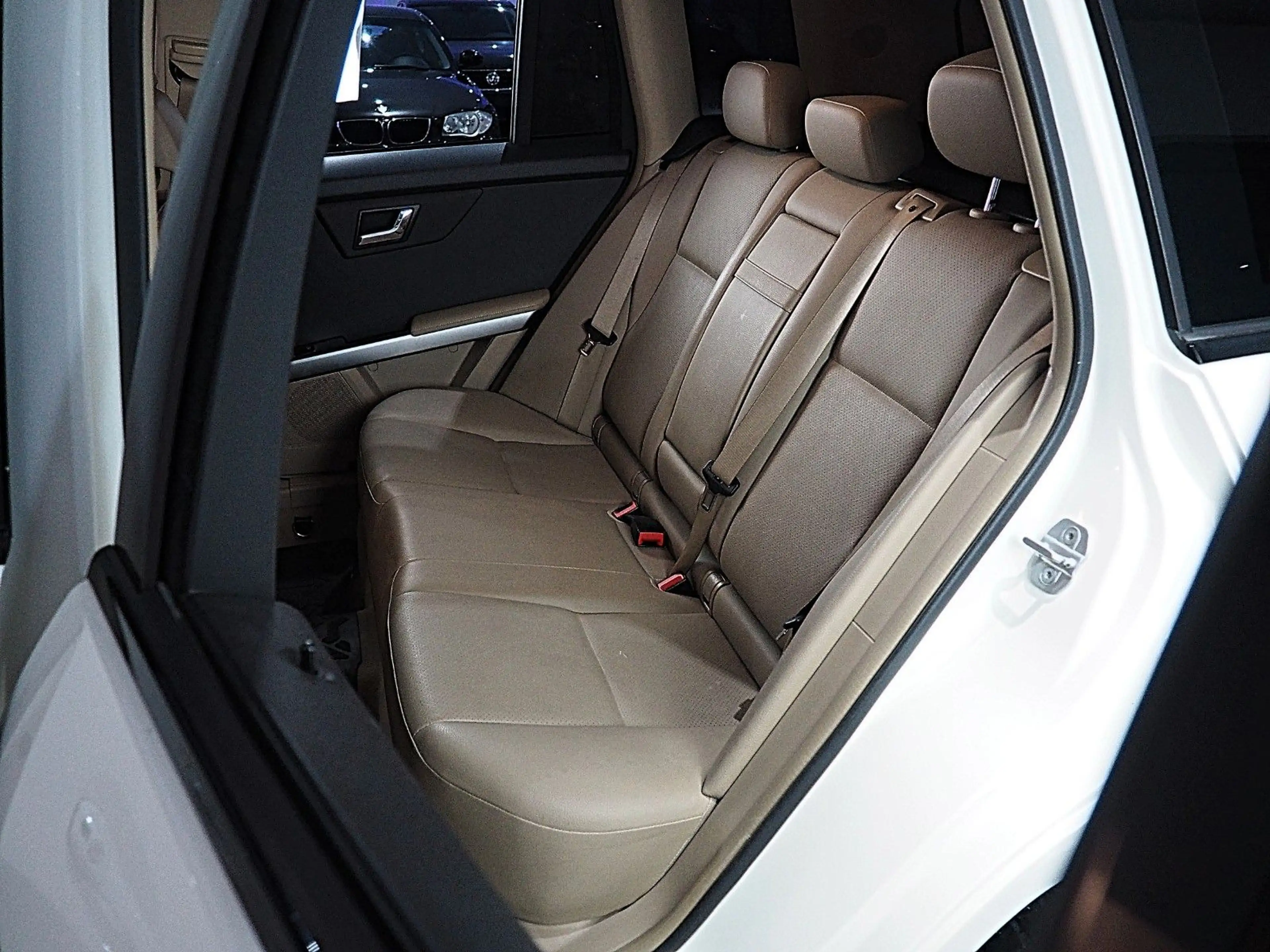 Mercedes-Benz GLK 220 4Matic*AUTOMATIK*TÜV+SERVICE-NEU*LEDER* — photo 11