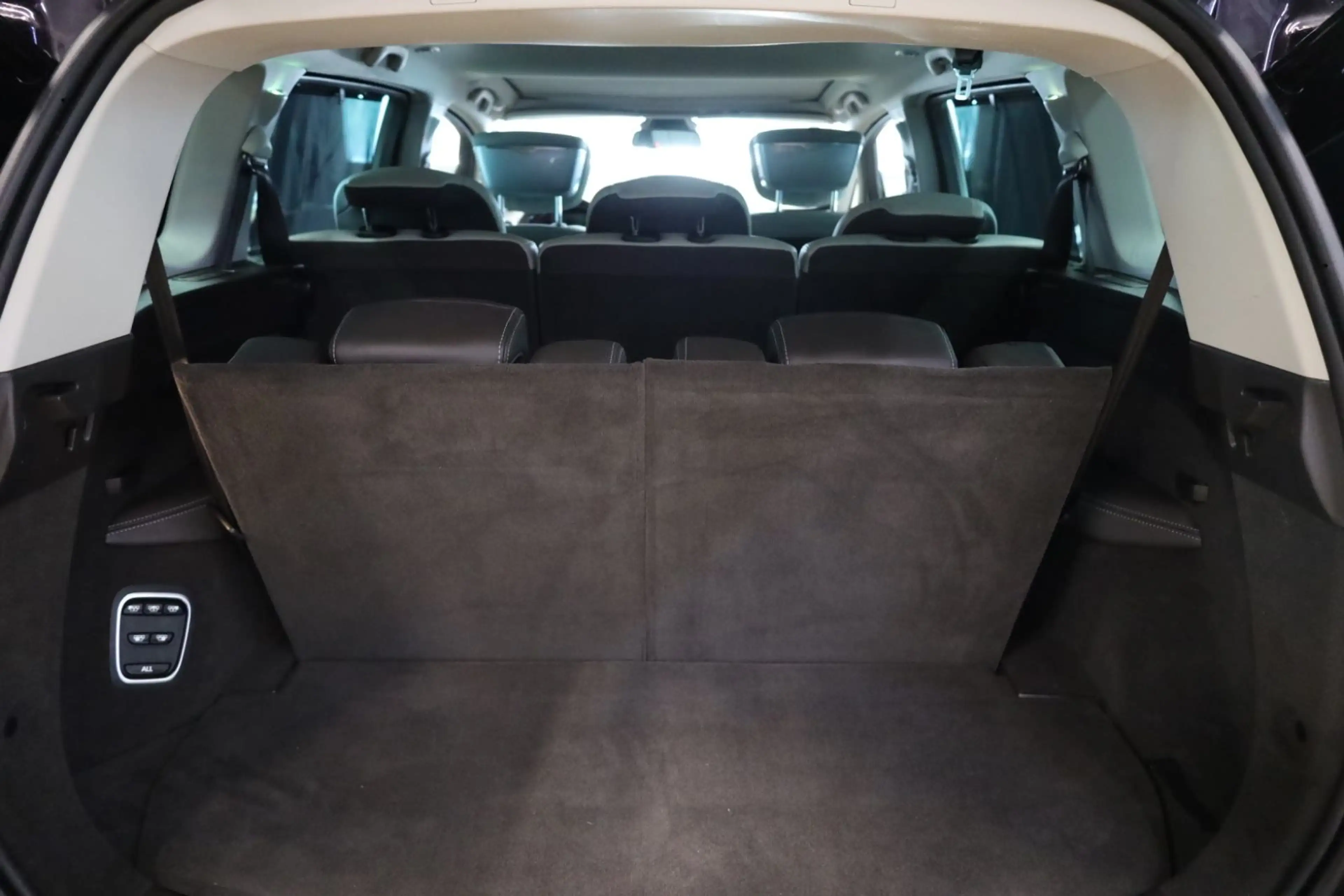 Renault Espace V Initiale Paris/7-Sitzer/Leder/Bose/Head — photo 13