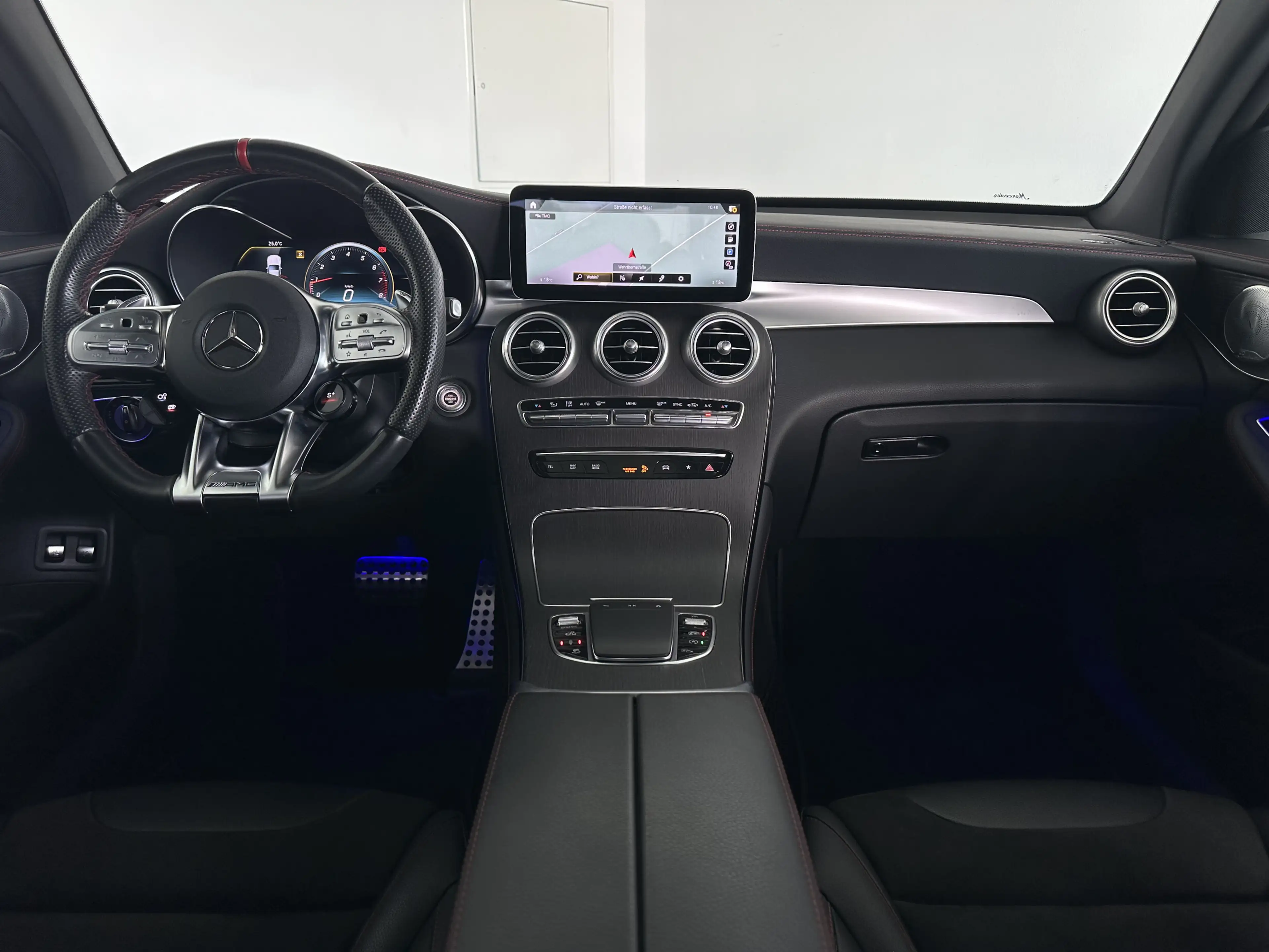 Mercedes-Benz GLC 43 AMG Coupe 4M |PANO|HUD|360|AHK|BURM| — photo 10