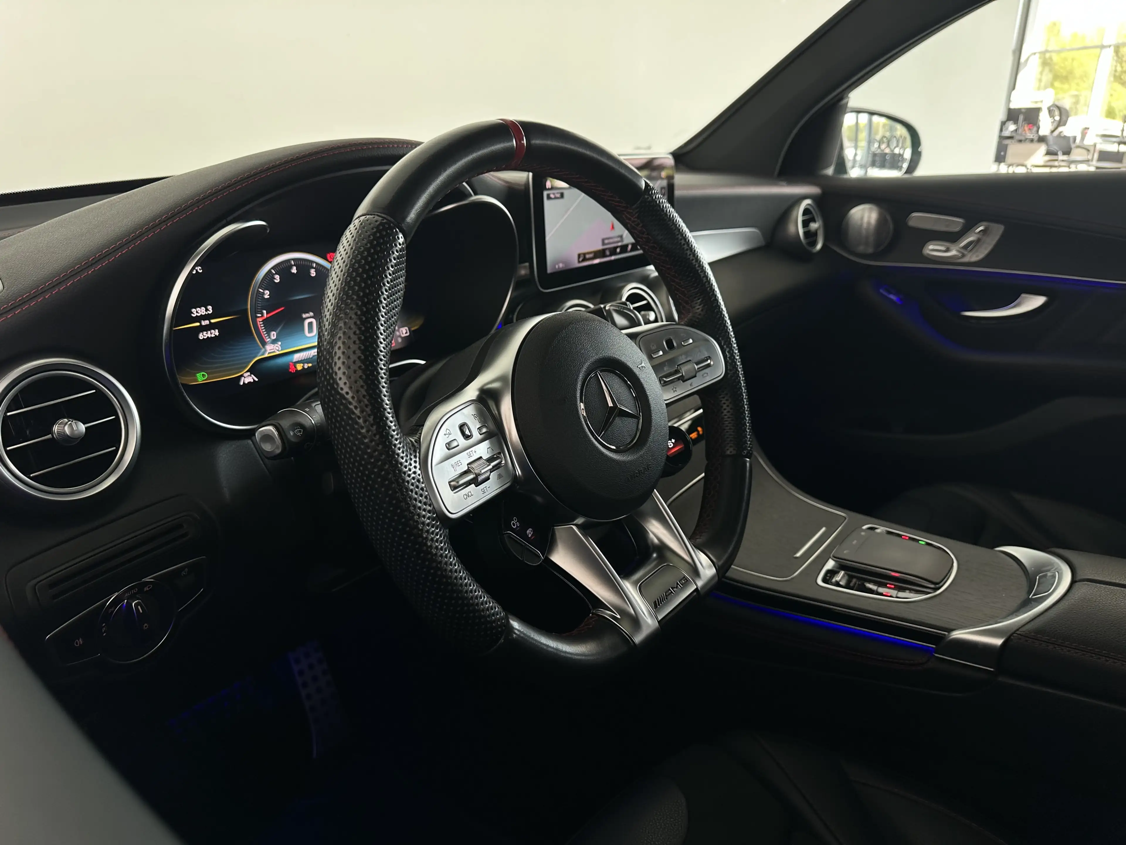 Mercedes-Benz GLC 43 AMG Coupe 4M |PANO|HUD|360|AHK|BURM| — photo 15