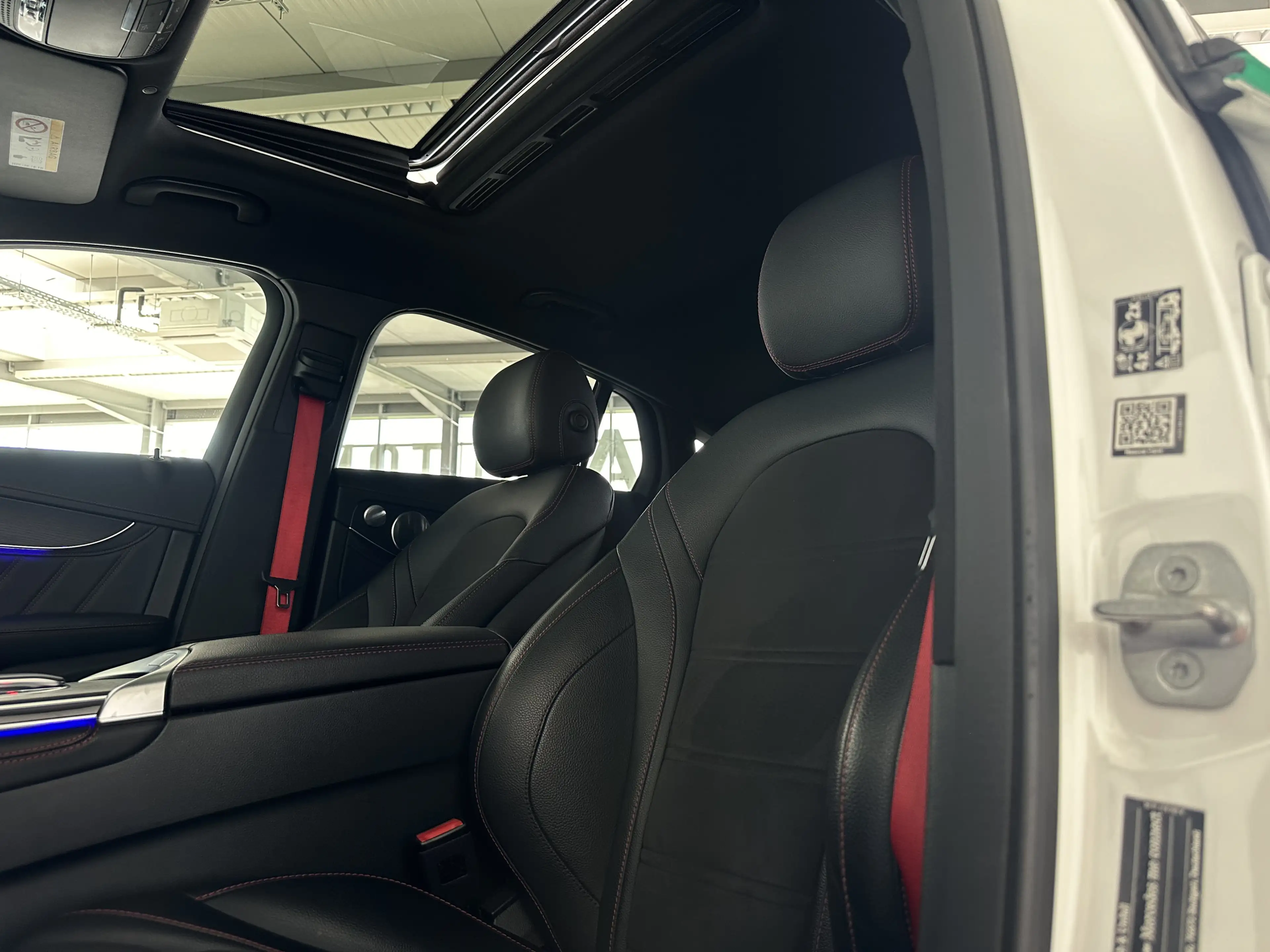 Mercedes-Benz GLC 43 AMG Coupe 4M |PANO|HUD|360|AHK|BURM| — photo 12
