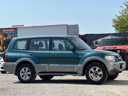 Mitsubishi Pajero Pajero Instyle 3,2 DI-D **7-Sitze*Neues Pickerl**