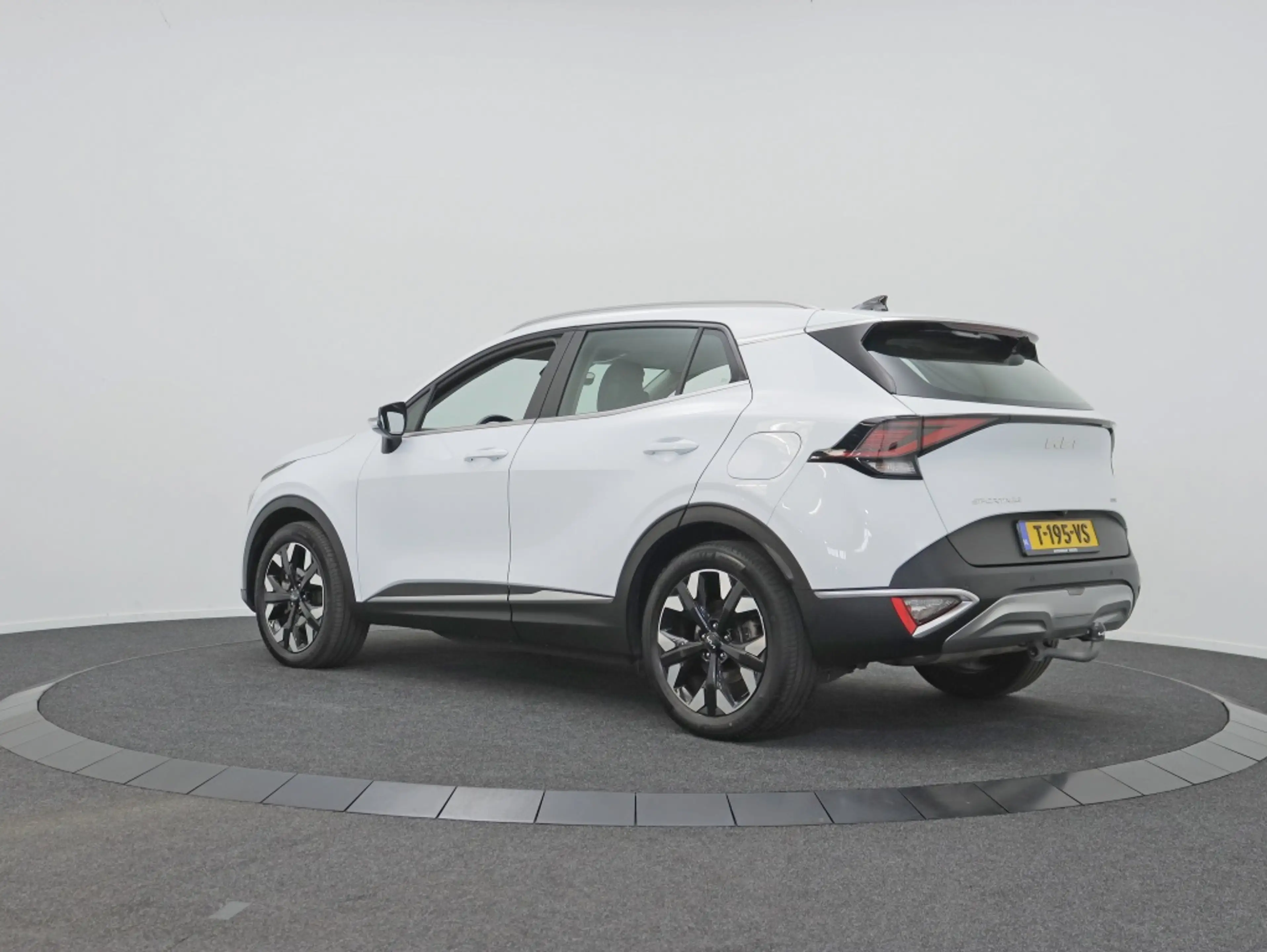 Kia Sportage 1.6 T Plug-in Hybrid DynamicPlusLine | Trekhaak | — photo 8