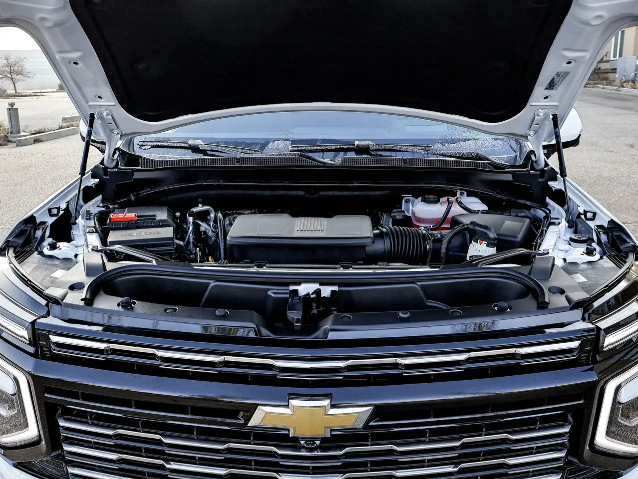 Chevrolet Tahoe снимка Chevrolet Tahoe