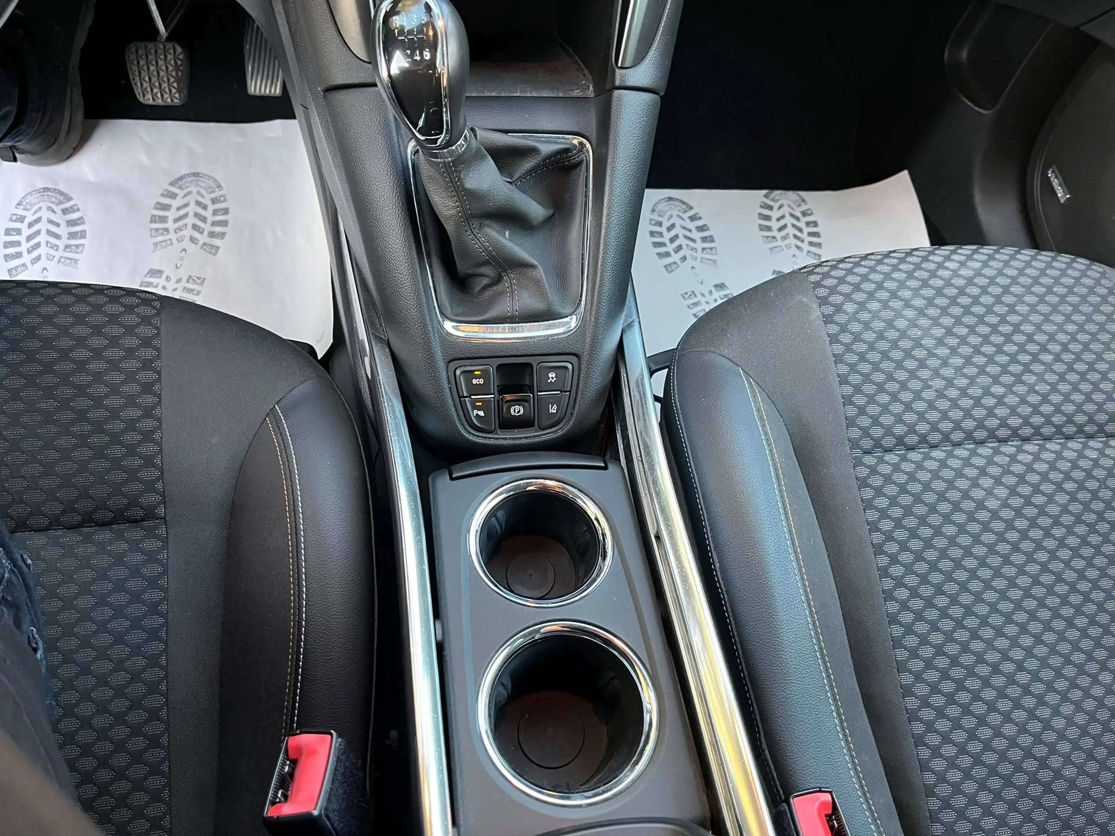 Opel Zafira Zafira 1.6 OPC Line 7-Sitze*LED*Kamera — photo 13