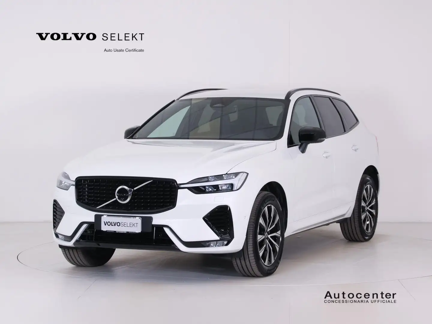 Volvo XC60 XC60 B5 (bz) 250CV AWD AUT PLUS DARK Blanc - 1