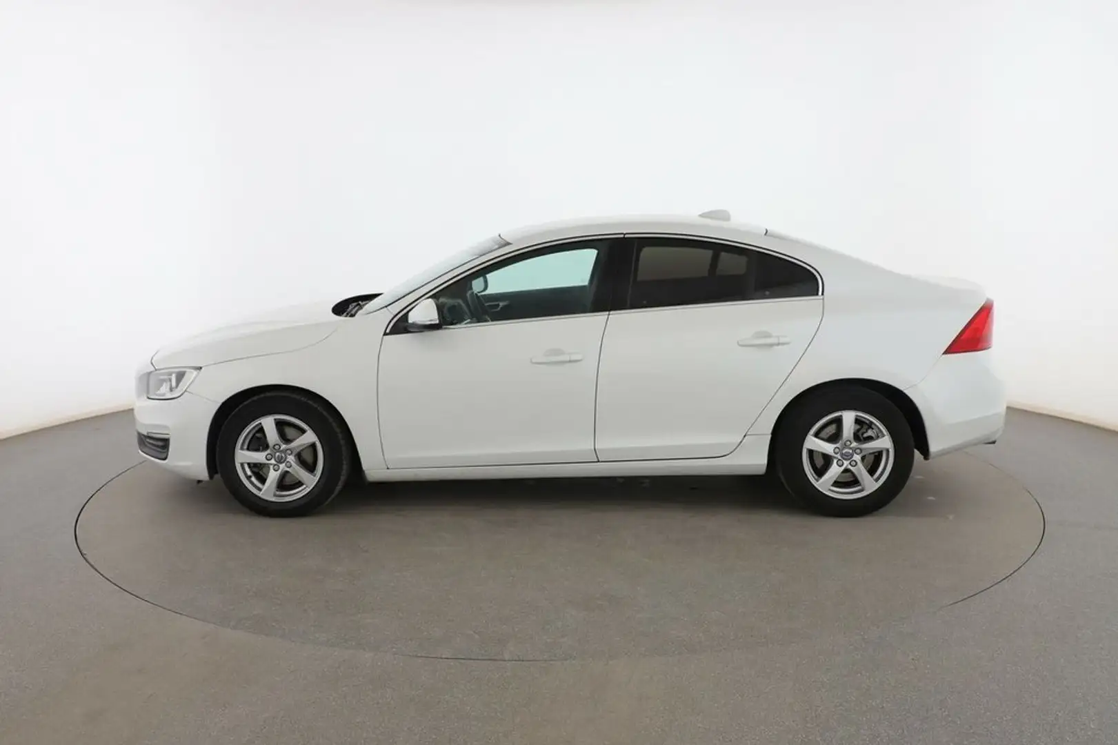 Volvo S60 2.0 D2 Momentum Blanco - 2