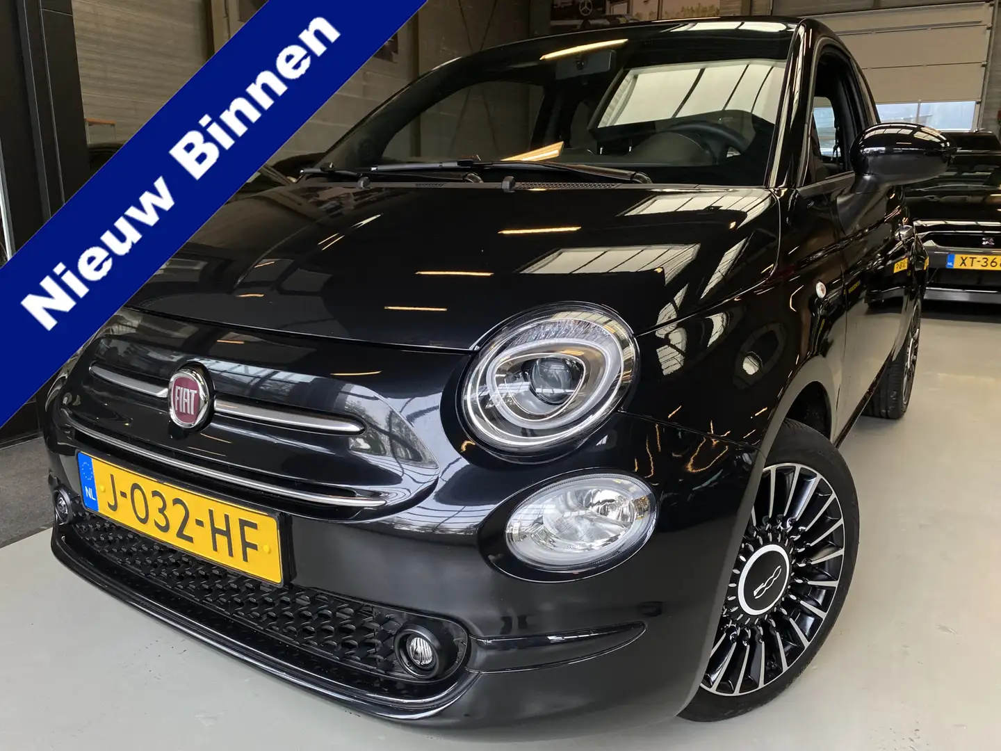 Fiat 500 1.0 Hybrid Launch Edition Cruise, Carplay, Pano Schwarz - 1