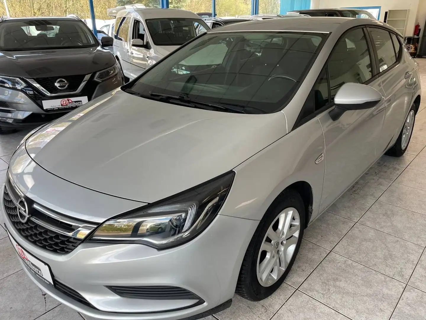 Opel Astra K Lim. 5-trg. Edition Navi Sitzh Smartlink Silver - 1