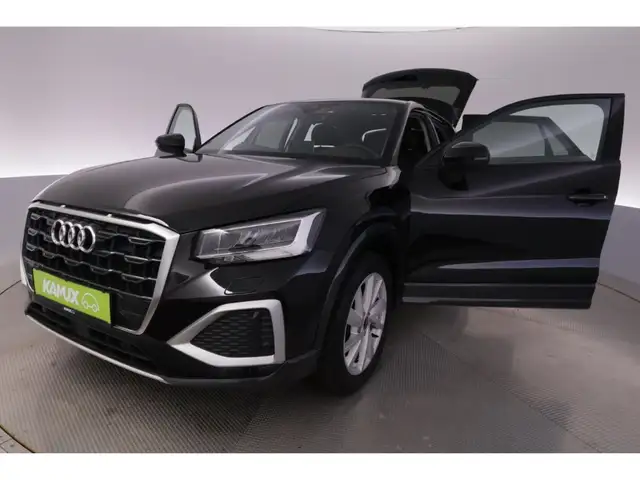 Audi Q2 view 20