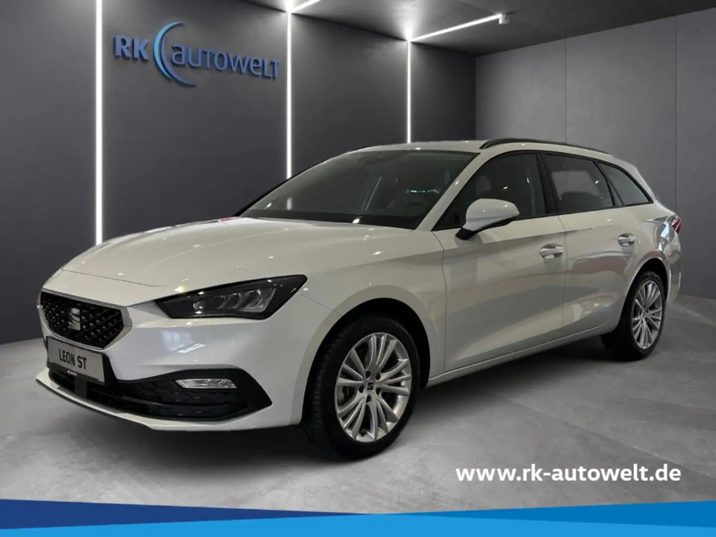 SEAT Leon Sportstourer Style 2.0 TDI LED FullLink Klima Weiß - 1