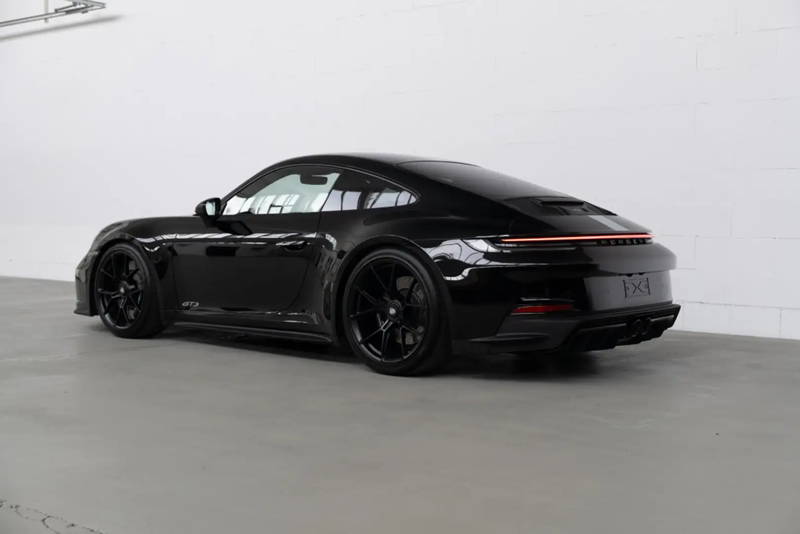 Porsche 911 GT3 Touring I Lift I APPROVED I PDK I MATRIX Schwarz - 2