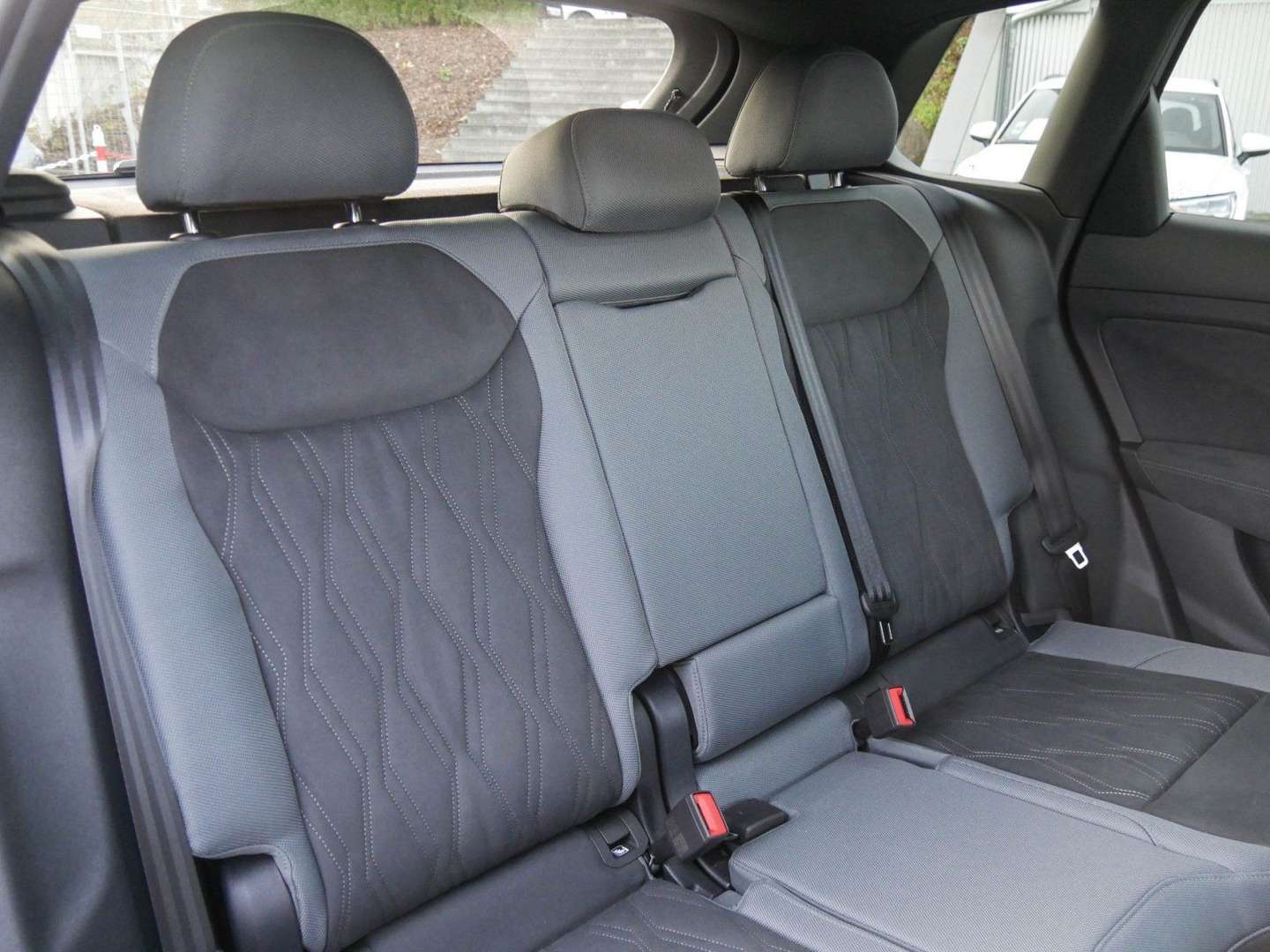 Audi Q3 S Line E-hybrid -  - Joinsteer - #3