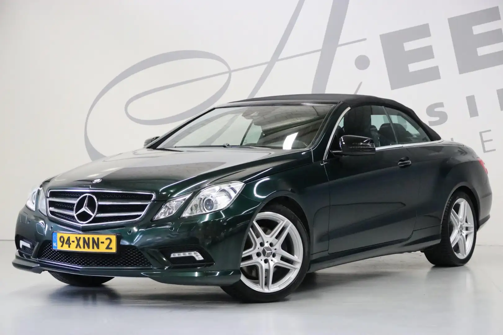 Mercedes-Benz E 200 Cabrio AMG-styling/NAP/origineel NL Vert - 2