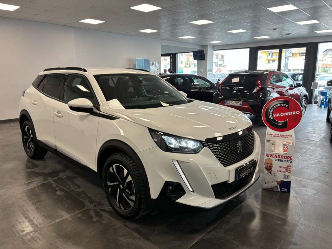 Peugeot 2008 1.5 BlueHDi Allure Navi Pack