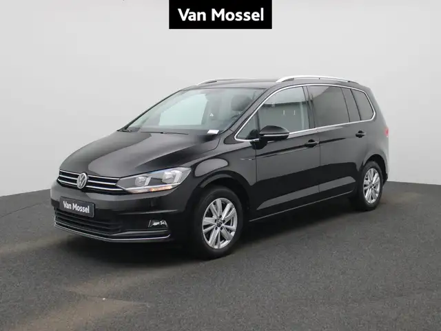 Volkswagen Touran 1.5 TSi Highline DSG CARPLAY | ZETELVERWARMING | A