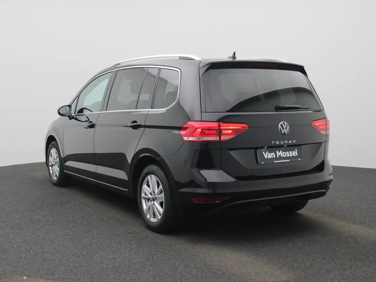 Volkswagen Touran 1.5 TSi Highline DSG CARPLAY ZETELVERWARMING A, миниатюра 2