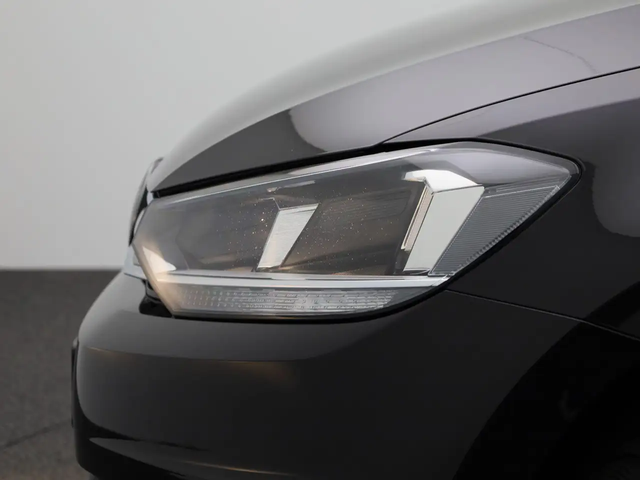 Volkswagen Touran 1.5 TSi Highline DSG CARPLAY ZETELVERWARMING A, миниатюра 15
