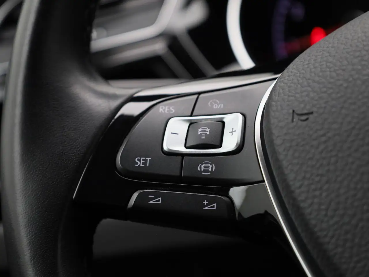 Volkswagen Touran 1.5 TSi Highline DSG CARPLAY ZETELVERWARMING A, миниатюра 18